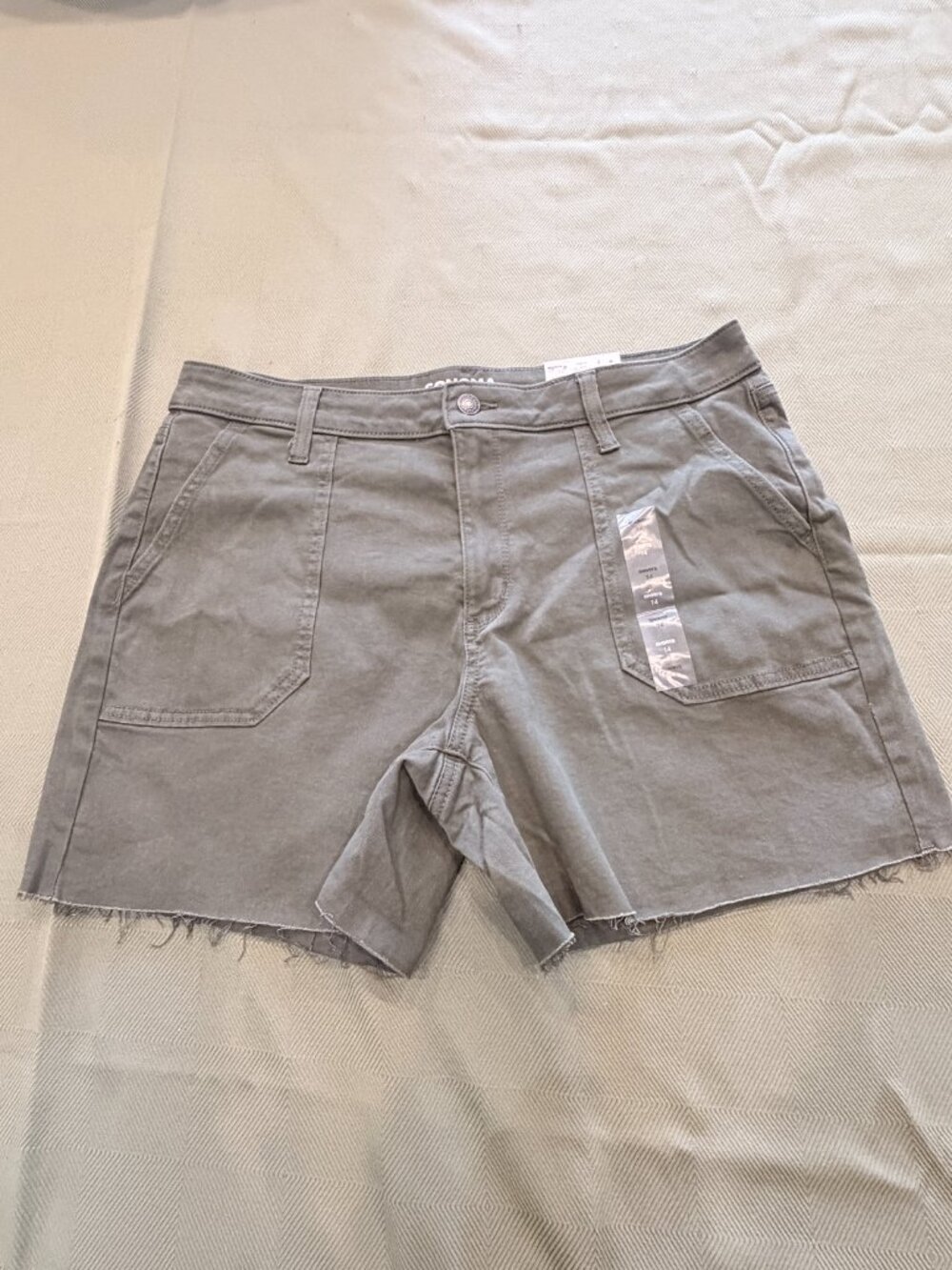 NWT Sonoma Goods for Life High Rise Shorts Size 14